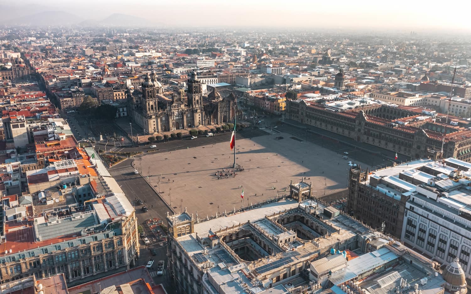 best Hotels In Downtown Mexico City are walking distance to Zocalo.