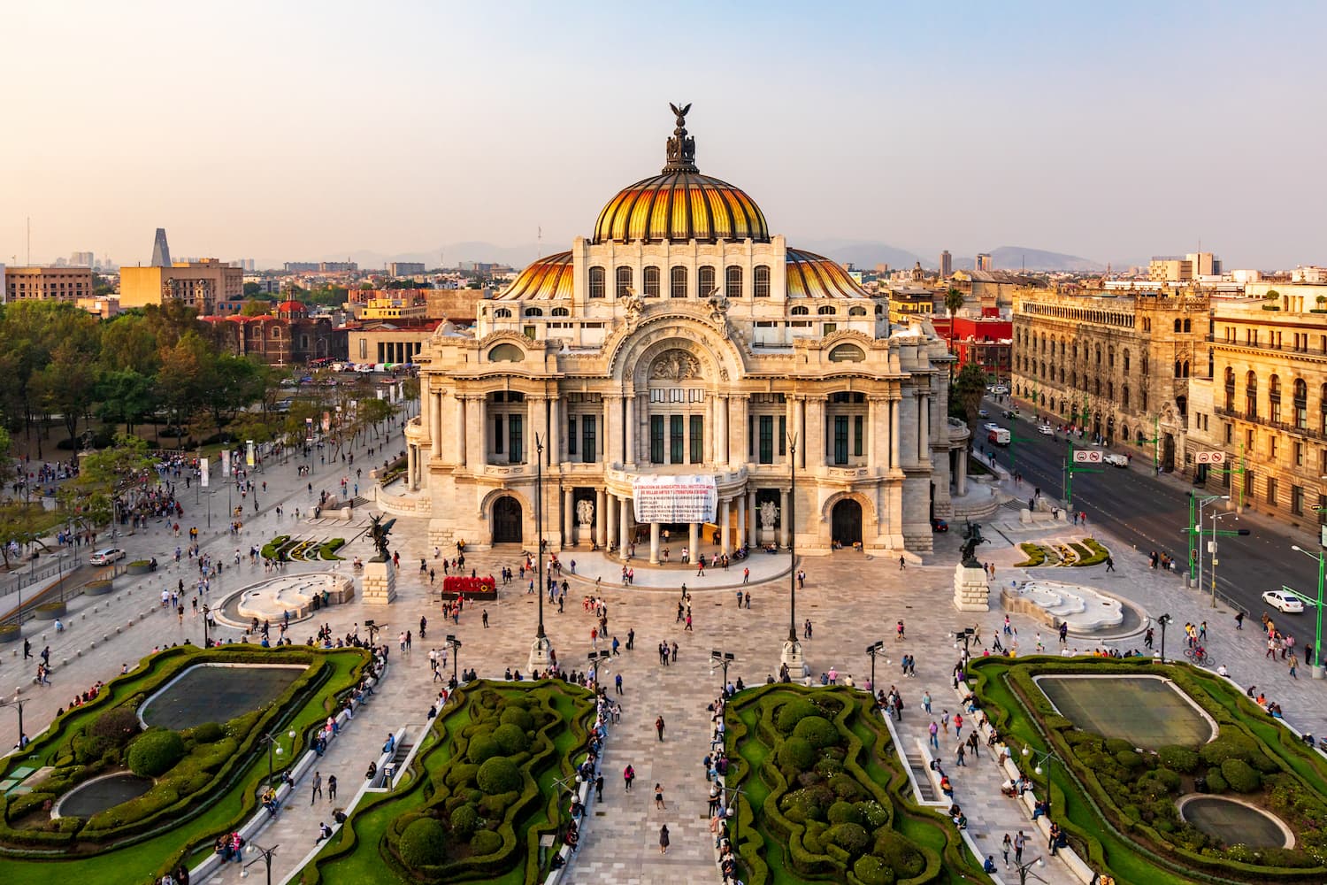 one of the most iconic Mexico City landmarks