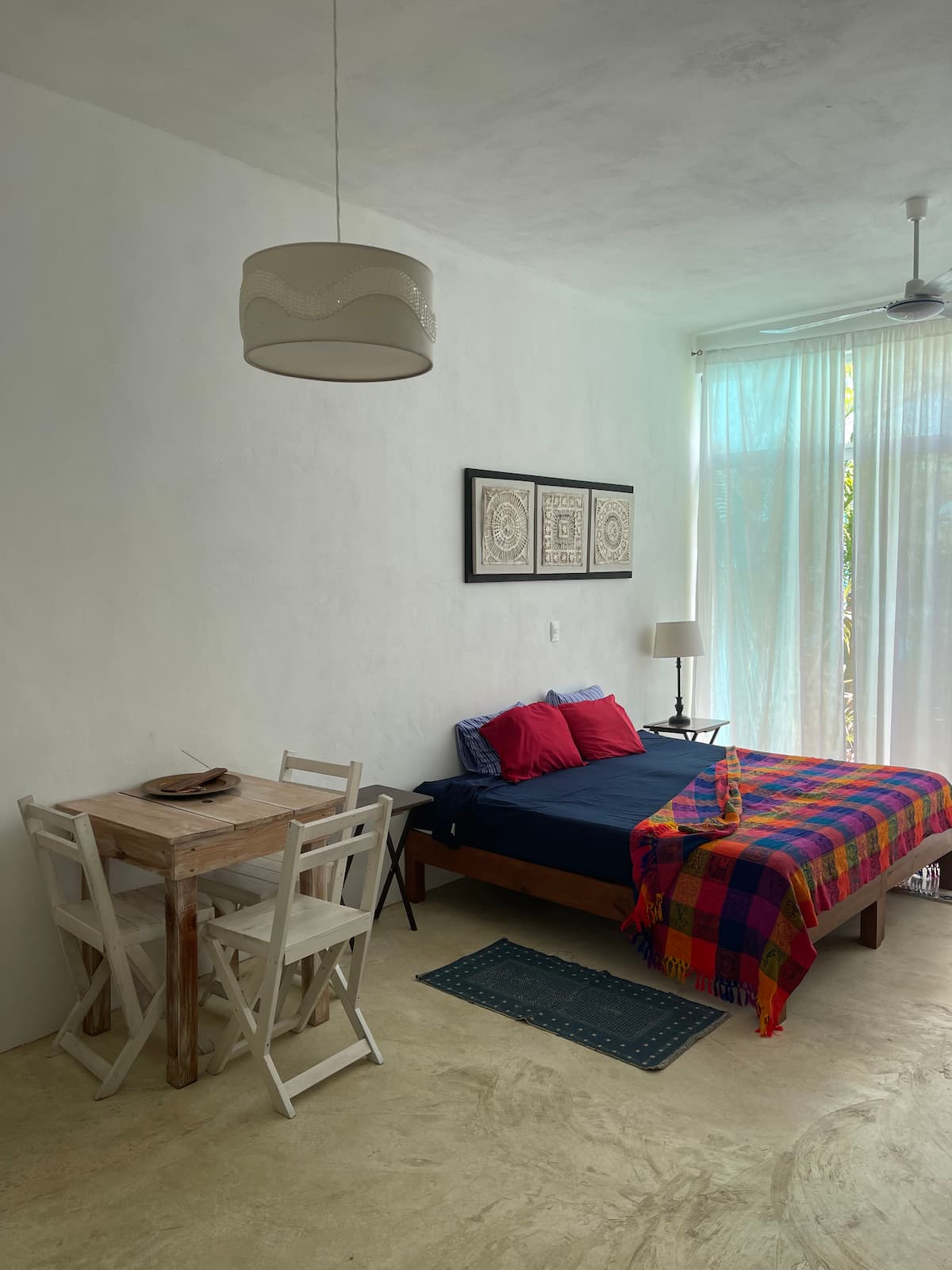 Our inexpensive apartment in Condesa shows how expensive is Mexico City.
